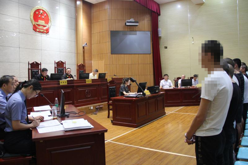 大悟法院公開宣判一起惡勢力集團(tuán)犯罪案.JPG